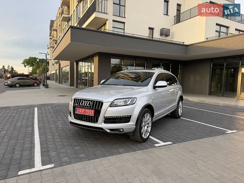Внедорожник / Кроссовер Audi Q7 2015 в Виноградове