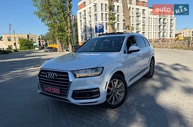 Внедорожник / Кроссовер Audi Q7 2018 в Самборе