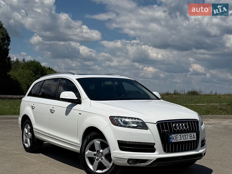 Внедорожник / Кроссовер Audi Q7 2013 в Днепре