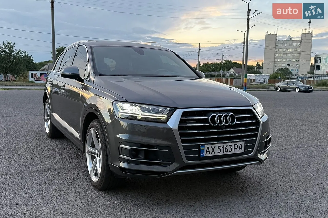 Audi Q7 2018 photo 4