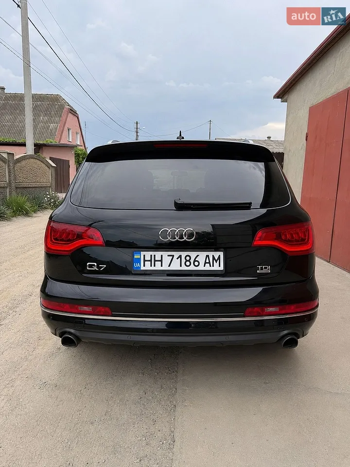 Audi Q7 2015 photo 5