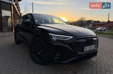 Внедорожник / Кроссовер Audi Q8 e-tron 2024 в Ровно