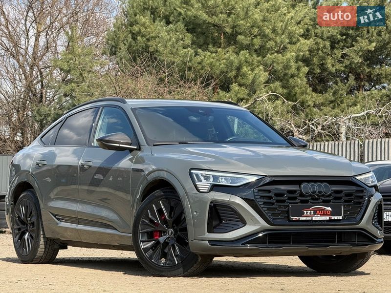 Внедорожник / Кроссовер Audi Q8 Sportback e-tron 2023 в Луцке