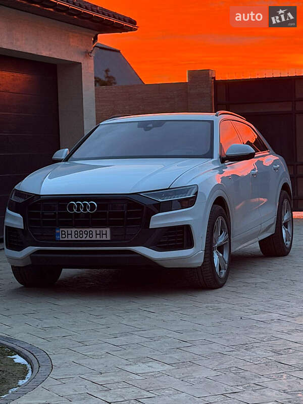 Позашляховик / Кросовер Audi Q8 2019 в Одесі Позашляховик / Кросовер Audi Q8 2019 в Одесі