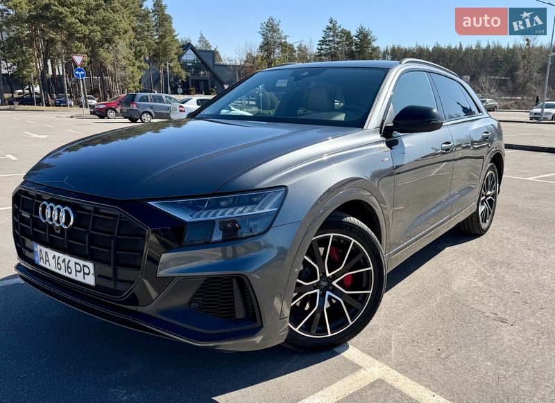 Позашляховик / Кросовер Audi Q8 2019 в Києві