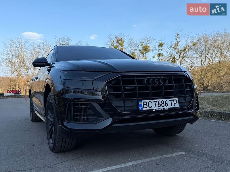 Внедорожник / Кроссовер Audi Q8 2018 в Львове