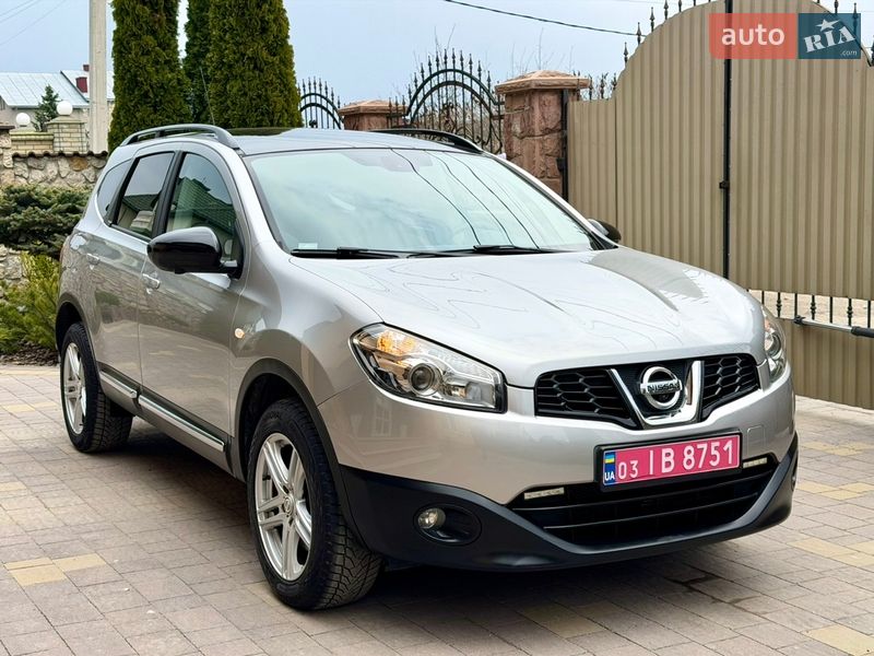 Внедорожник / Кроссовер Nissan Qashqai+2 2013 в Тернополе