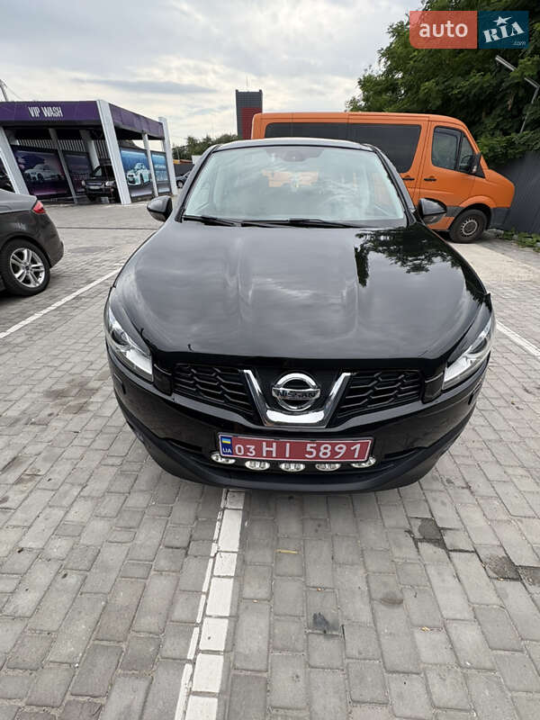 Внедорожник / Кроссовер Nissan Qashqai 2011 в Ровно