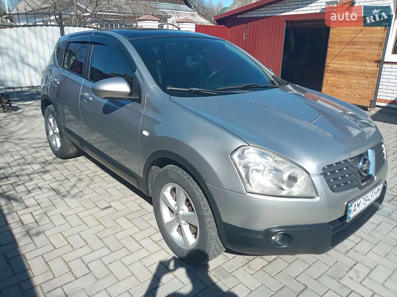 Внедорожник / Кроссовер Nissan Qashqai 2007 в Звягеле Внедорожник / Кроссовер Nissan Qashqai 2007 в Звягеле