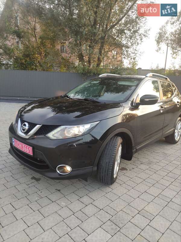 Внедорожник / Кроссовер Nissan Qashqai 2014 в Львове