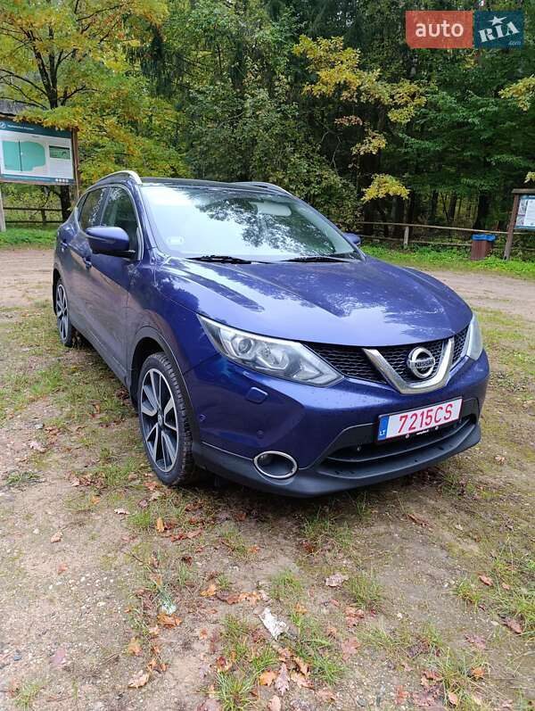 Внедорожник / Кроссовер Nissan Qashqai 2014 в Звягеле Внедорожник / Кроссовер Nissan Qashqai 2014 в Звягеле