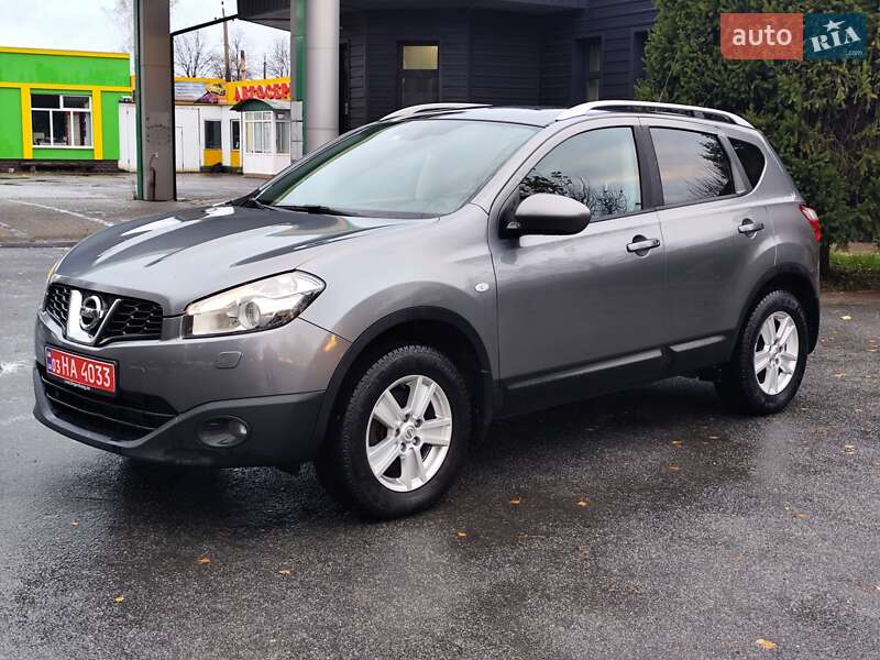 Внедорожник / Кроссовер Nissan Qashqai 2010 в Звягеле