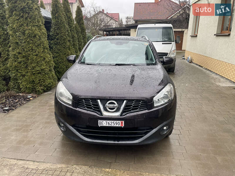 Внедорожник / Кроссовер Nissan Qashqai 2010 в Ивано-Франковске Внедорожник / Кроссовер Nissan Qashqai 2010 в Ивано-Франковске