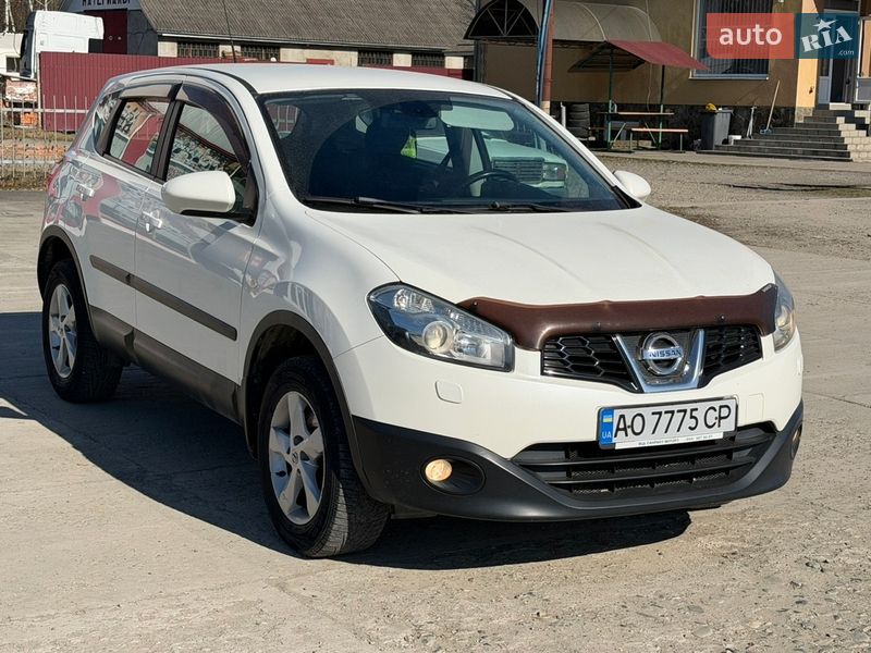 Внедорожник / Кроссовер Nissan Qashqai 2013 в Солотвине