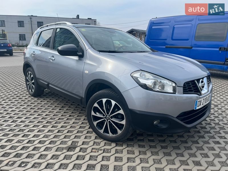 Внедорожник / Кроссовер Nissan Qashqai 2012 в Луцке