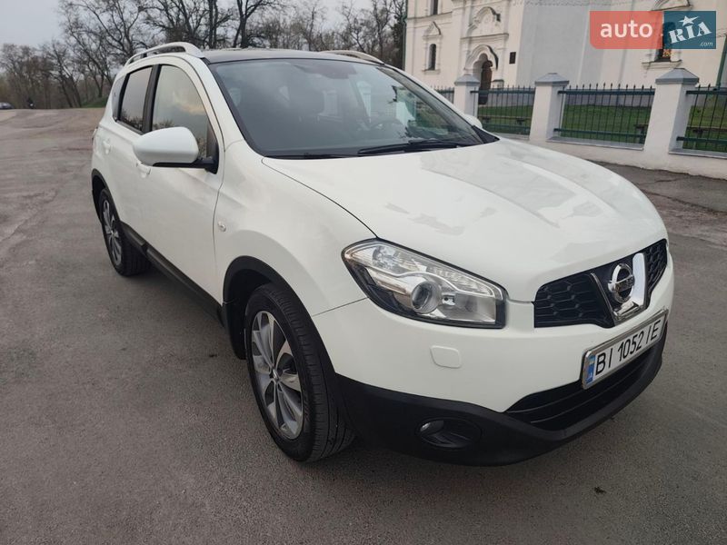 Позашляховик / Кросовер Nissan Qashqai 2011 в Миргороді