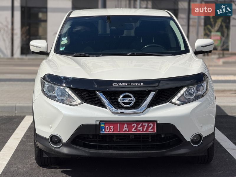 Внедорожник / Кроссовер Nissan Qashqai 2015 в Ровно