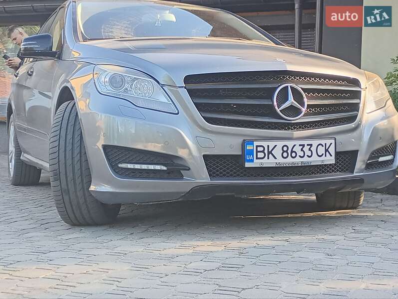 Універсал Mercedes-Benz R-Class 2010 в Рівному Універсал Mercedes-Benz R-Class 2010 в Рівному