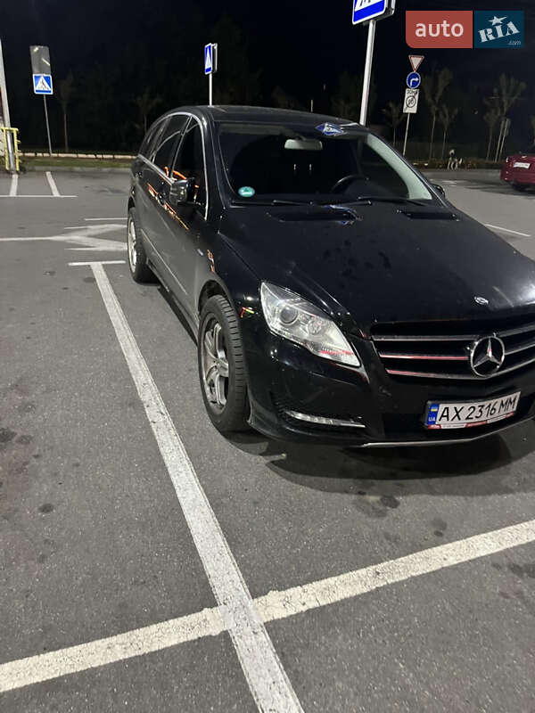 Мінівен Mercedes-Benz R-Class 2010 в Переяславі