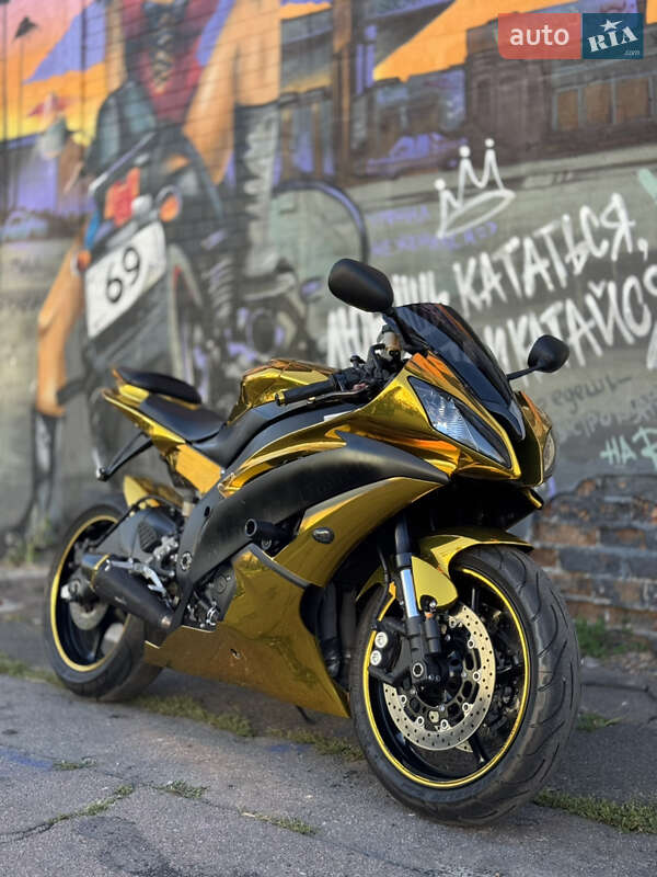 Спортбайк Yamaha R6 2016 в Киеве