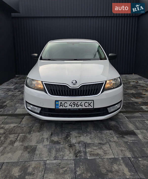 Хетчбек Skoda Rapid 2015 в Луцьку