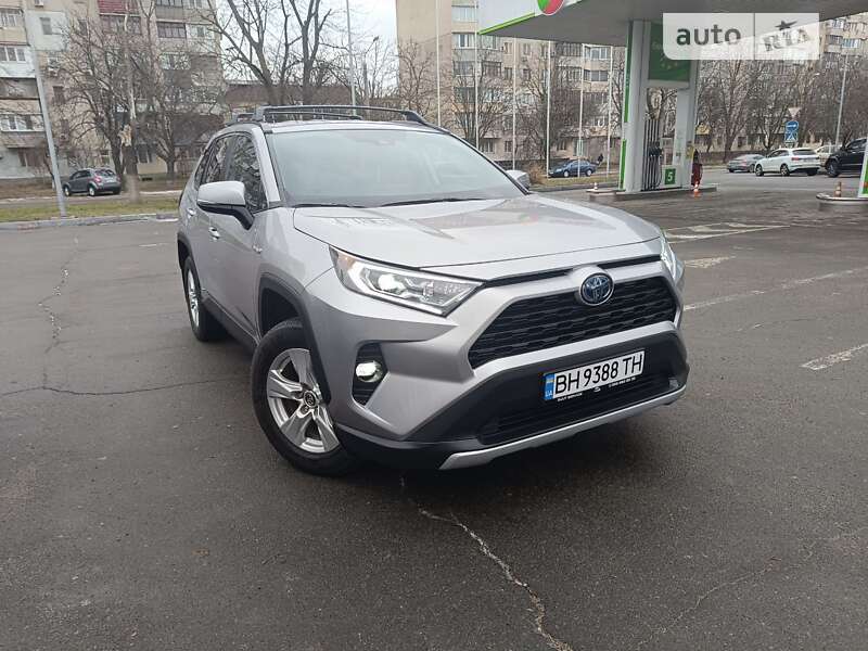 Позашляховик / Кросовер Toyota RAV4 2020 в Одесі