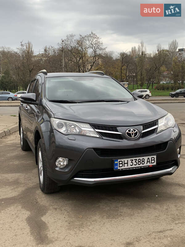 Внедорожник / Кроссовер Toyota RAV4 2013 в Одессе