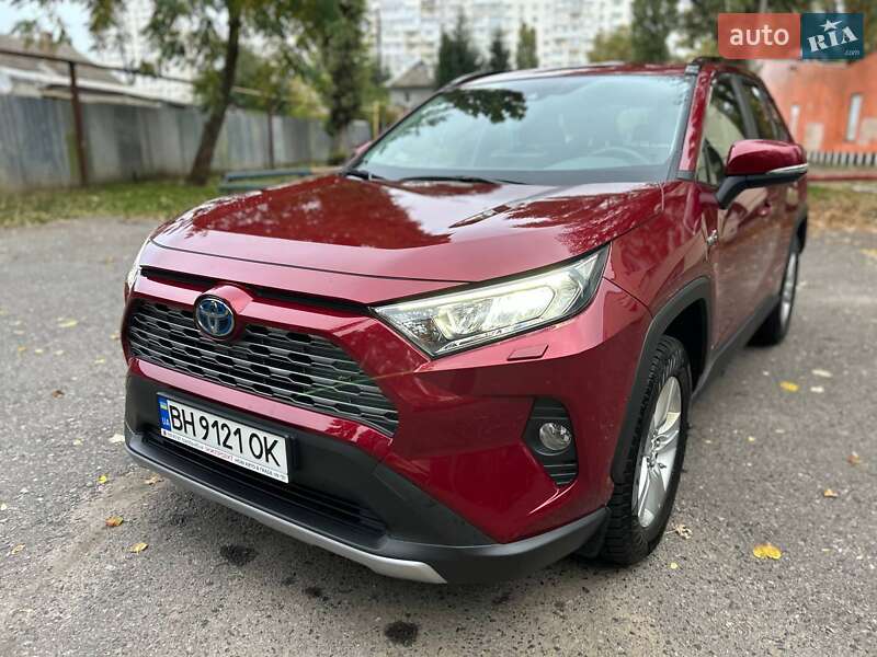 Позашляховик / Кросовер Toyota RAV4 2020 в Одесі