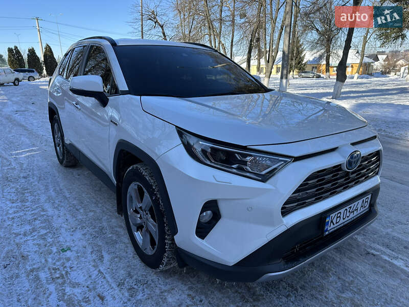 Позашляховик / Кросовер Toyota RAV4 2020 в Вінниці