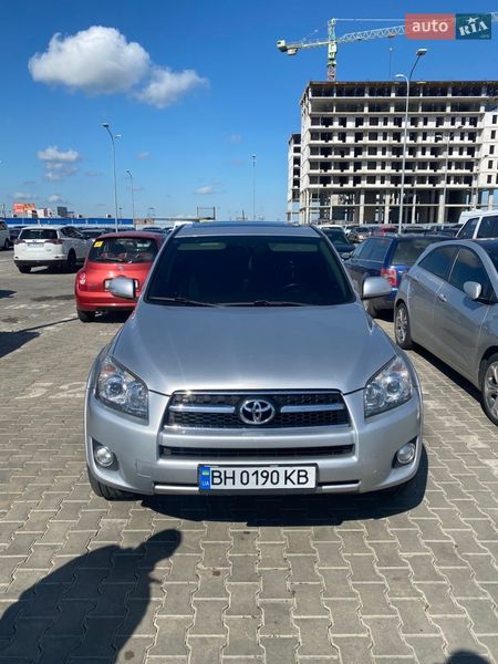 Внедорожник / Кроссовер Toyota RAV4 2010 в Болграде