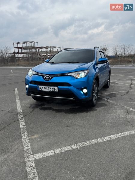 Позашляховик / Кросовер Toyota RAV4 2016 в Києві Позашляховик / Кросовер Toyota RAV4 2016 в Києві