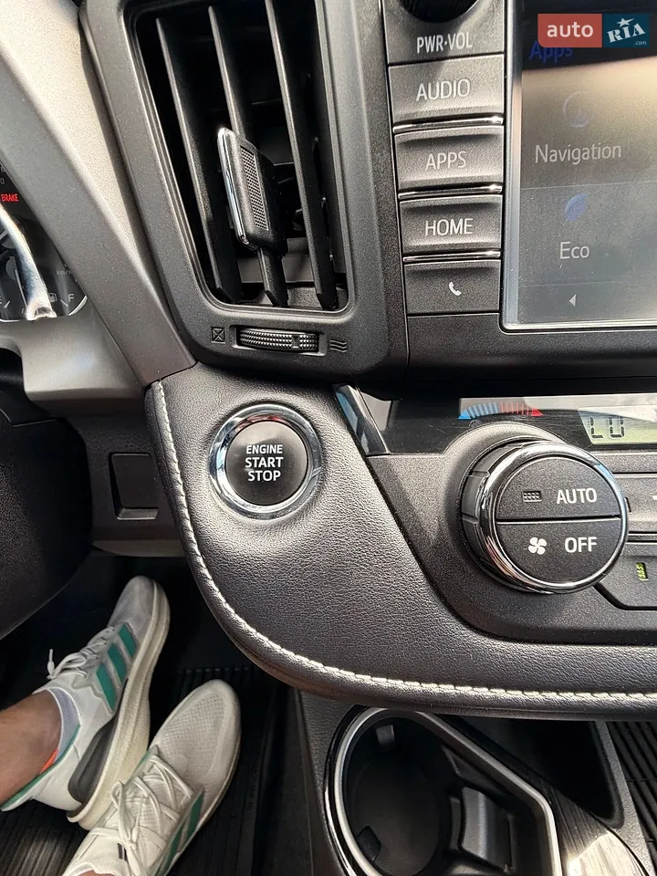 Toyota Rav4 2017 photo 5
