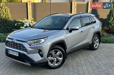 Внедорожник / Кроссовер Toyota RAV4 2019 в Одессе