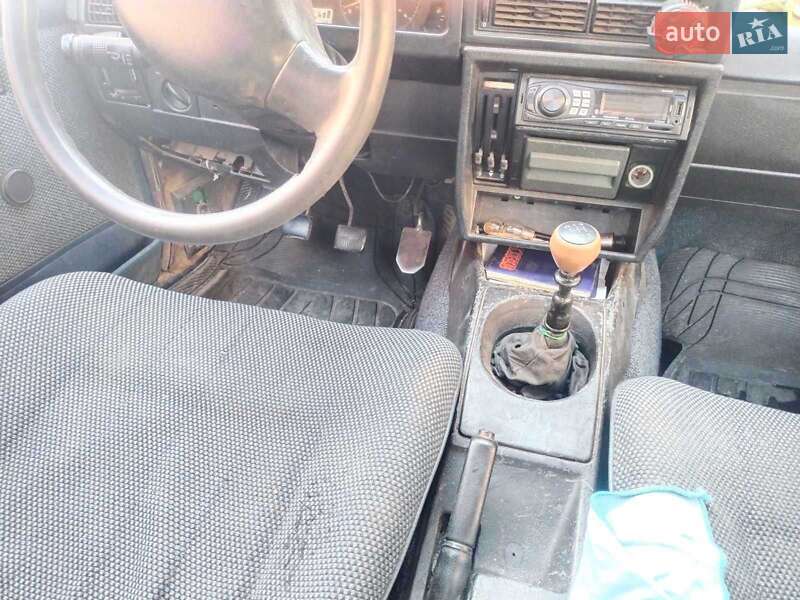 Седан Opel Rekord 1985 в Сумах Седан Opel Rekord 1985 в Сумах