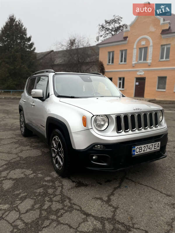 Внедорожник / Кроссовер Jeep Renegade 2015 в Чернигове