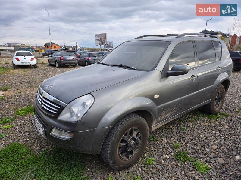 Позашляховик / Кросовер SsangYong Rexton 2005 в Хусті