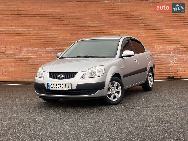 Седан Kia Rio 2008 в Киеве Седан Kia Rio 2008 в Киеве