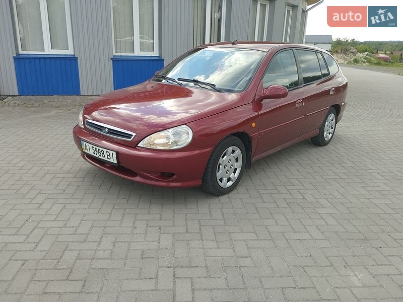 Универсал Kia Rio 2002 в Шепетовке