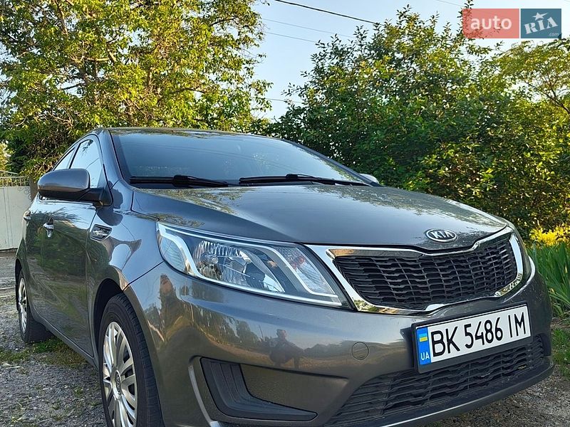 Седан Kia Rio 2014 в Николаеве