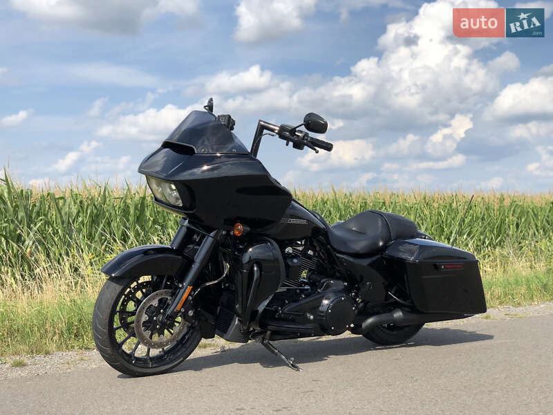 Мотоцикл Чоппер Harley-Davidson Road Glide 2018 в Львове
