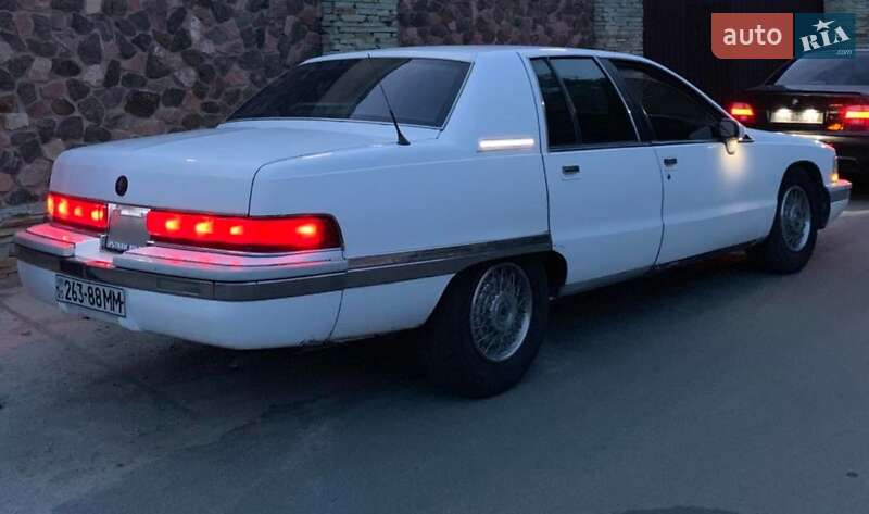 Седан Buick Roadmaster 1992 в Чернигове Седан Buick Roadmaster 1992 в Чернигове