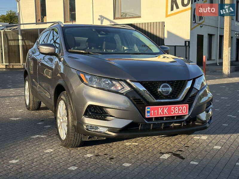 Внедорожник / Кроссовер Nissan Rogue Sport 2021 в Кременчуге