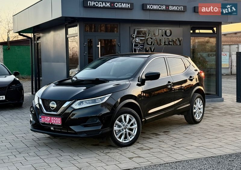Позашляховик / Кросовер Nissan Rogue Sport 2019 в Рівному Позашляховик / Кросовер Nissan Rogue Sport 2019 в Рівному