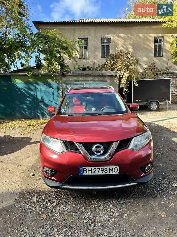 Внедорожник / Кроссовер Nissan Rogue 2016 в Одессе