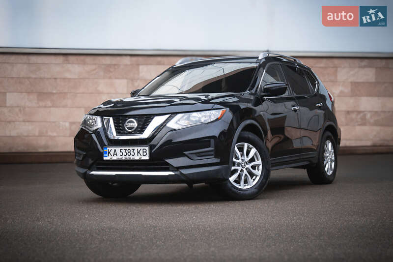 Внедорожник / Кроссовер Nissan Rogue 2017 в Киеве