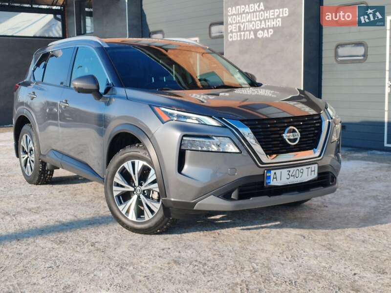 Внедорожник / Кроссовер Nissan Rogue 2020 в Киеве