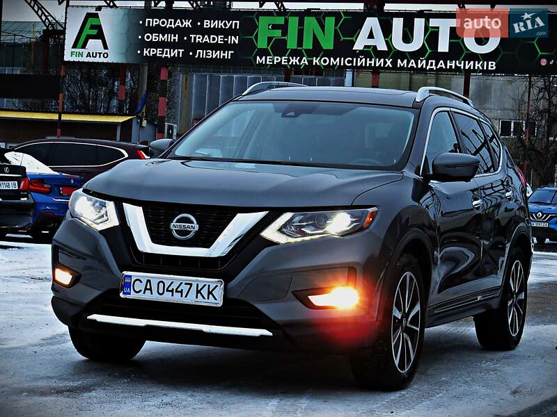 Внедорожник / Кроссовер Nissan Rogue 2018 в Черкассах Внедорожник / Кроссовер Nissan Rogue 2018 в Черкассах