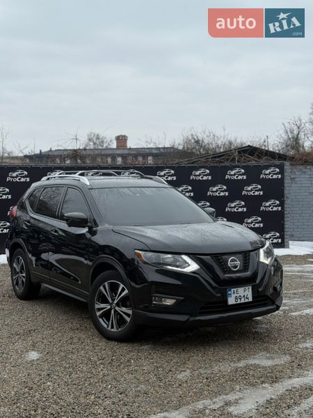 Внедорожник / Кроссовер Nissan Rogue 2018 в Днепре