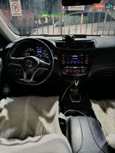 Внедорожник / Кроссовер Nissan Rogue 2018 в Ивано-Франковске