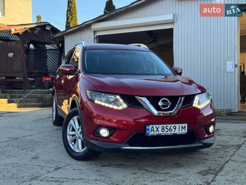 Внедорожник / Кроссовер Nissan Rogue 2015 в Межгорье
